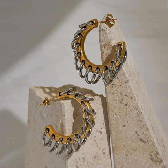 18k Gold Plated Two-Tone Hoop Earrings - Picture 3 of 3